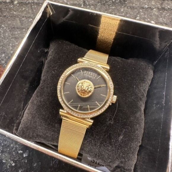 NWT VERSUS VERSACE Brick Lane Gold Mesh 34MM Stainless Steel Bracelet Watch